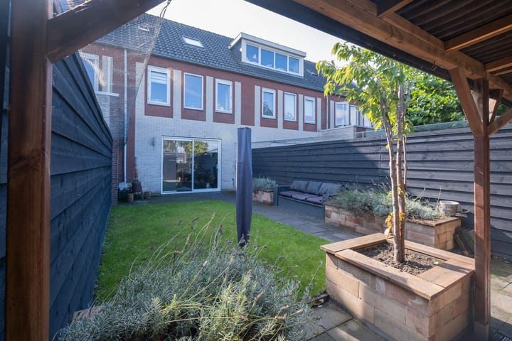 Foto 31 van Hemelboog Binnen 61-B