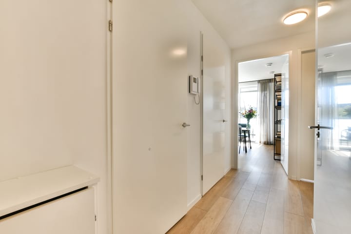 Foto 16 van Louise Marie Loeberplantsoen 100