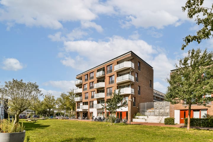 Foto 22 van Louise Marie Loeberplantsoen 100