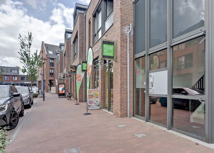 Photo 2 of Hilverstraat 14