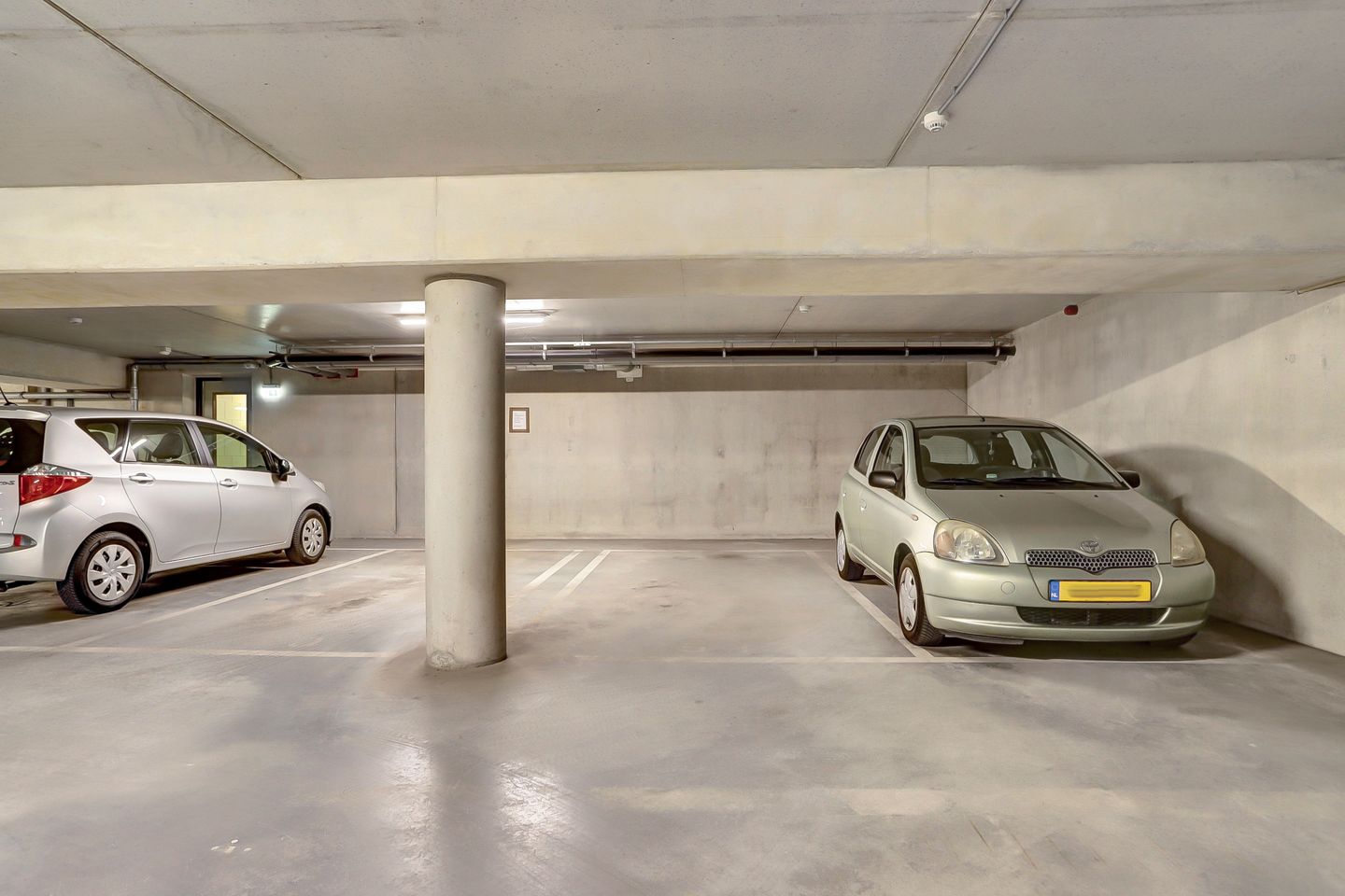 Photo 20 of Hilverstraat 14