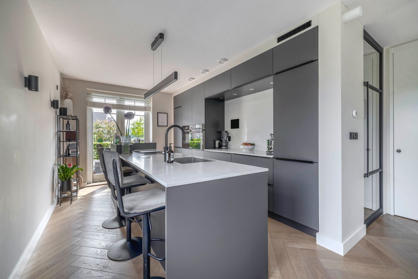 Foto 10 van Oleanderlaan 2