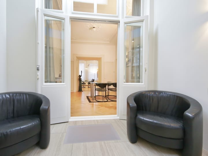 Photo 13 of Koninginneweg 245-H