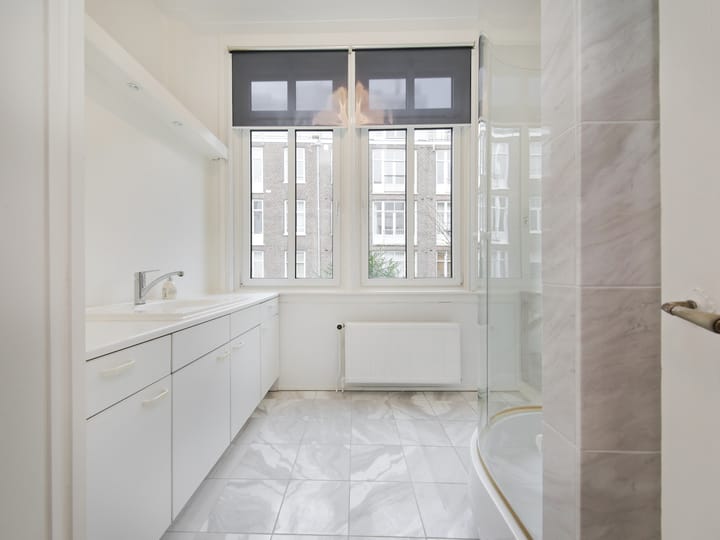 Photo 23 of Koninginneweg 245-H