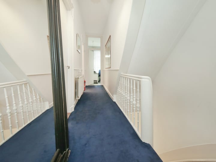 Photo 26 of Koninginneweg 245-H