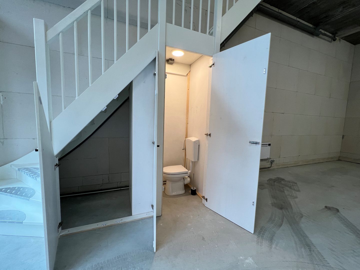 View photo 3 of Goudsmid 90