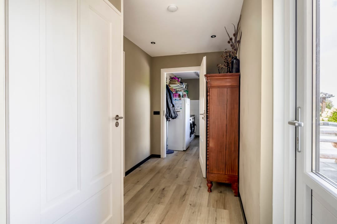 Foto 23 van Hoofdweg 75