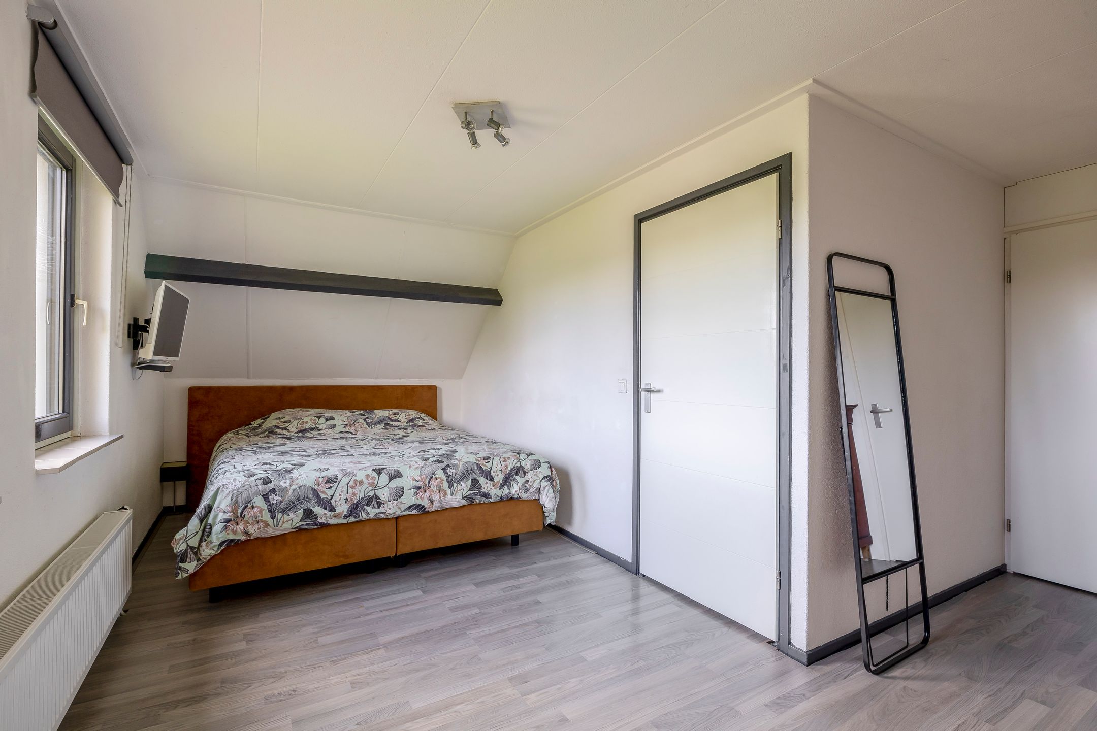 Foto 30 van Hoofdweg 75