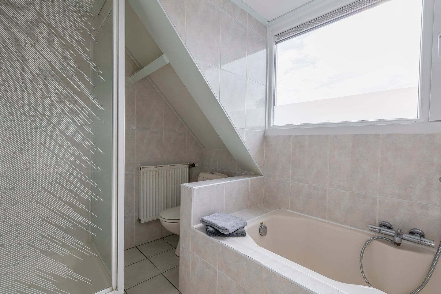 Foto 34 van Hoofdweg 75