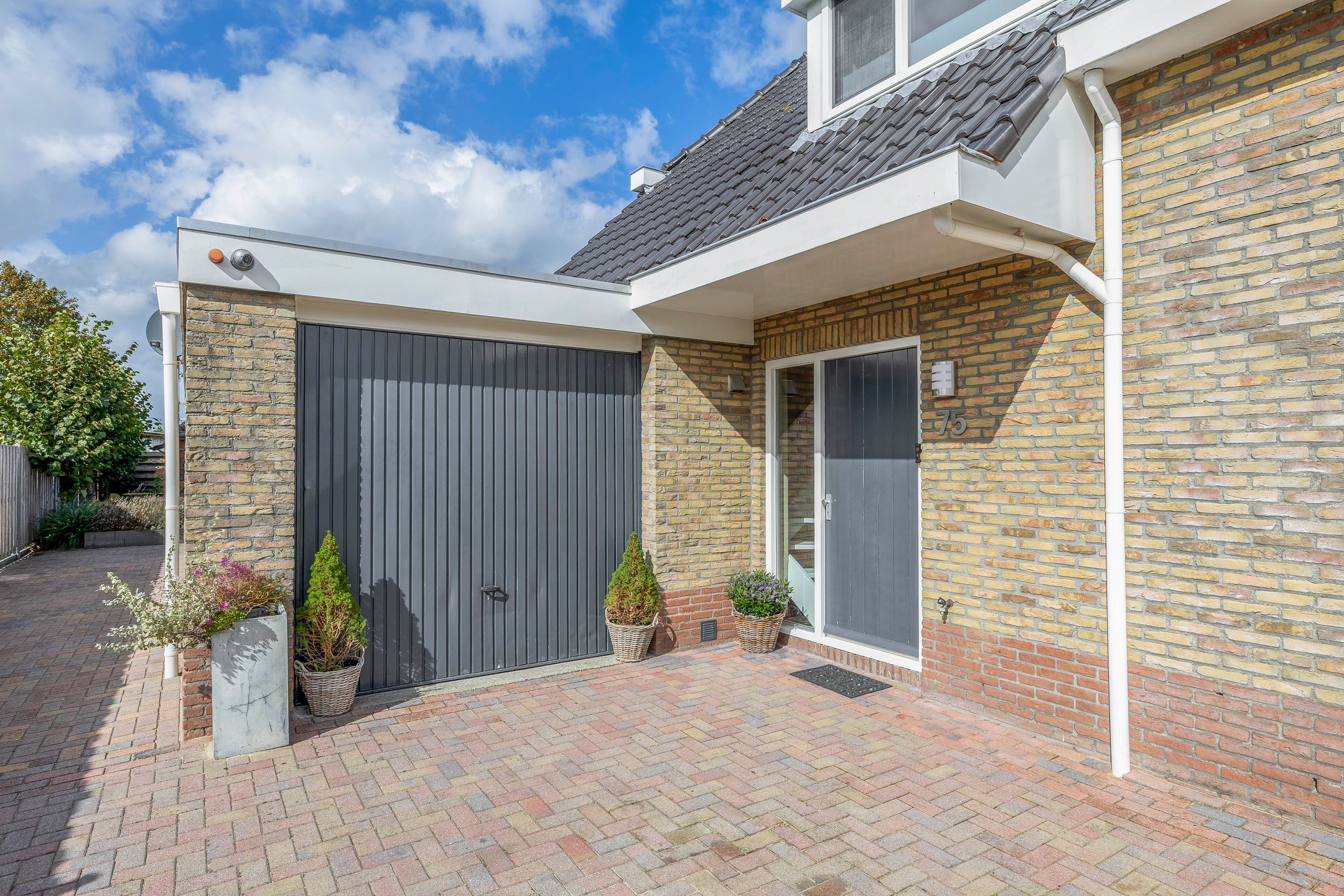 Foto 63 van Hoofdweg 75