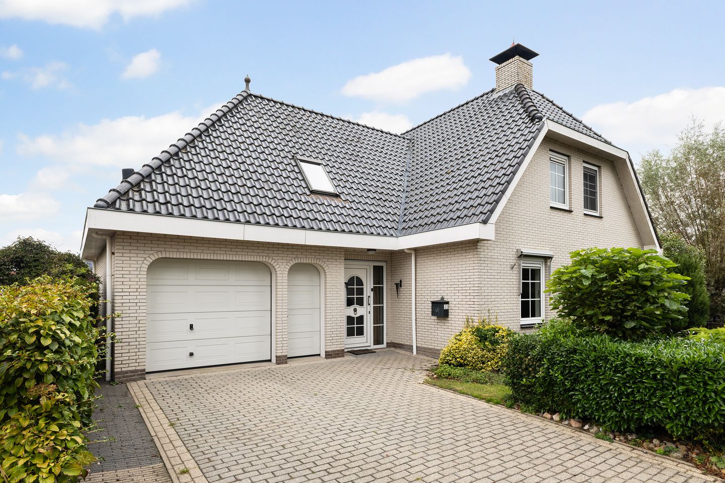 Photo 5 of Doerebout 22