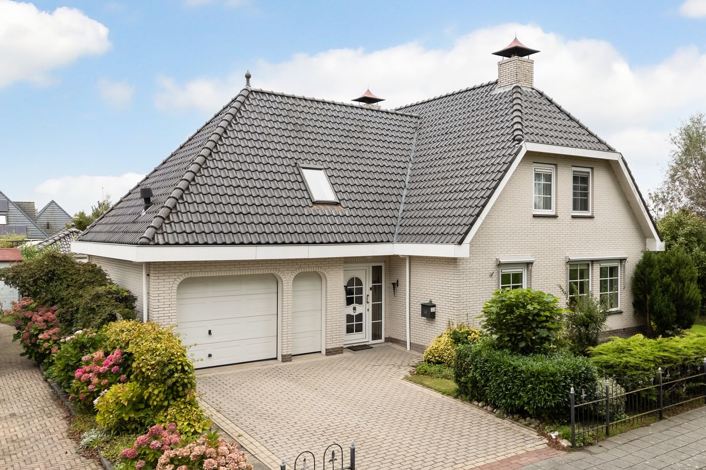 Photo 49 of Doerebout 22