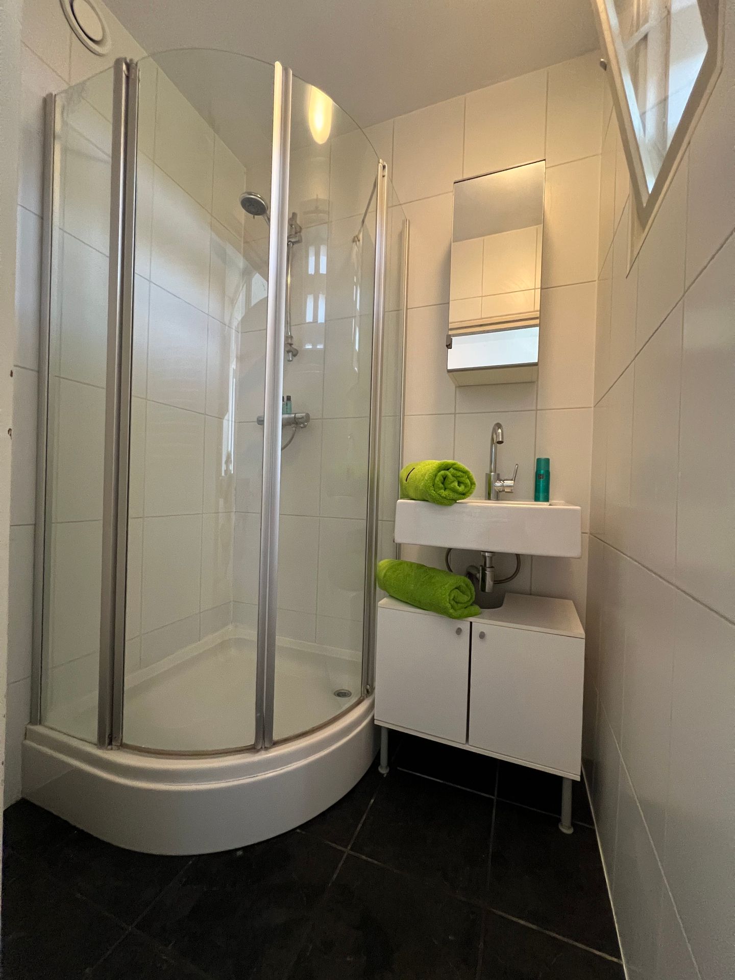 Photo 19 of Kortenaerstraat 2-D