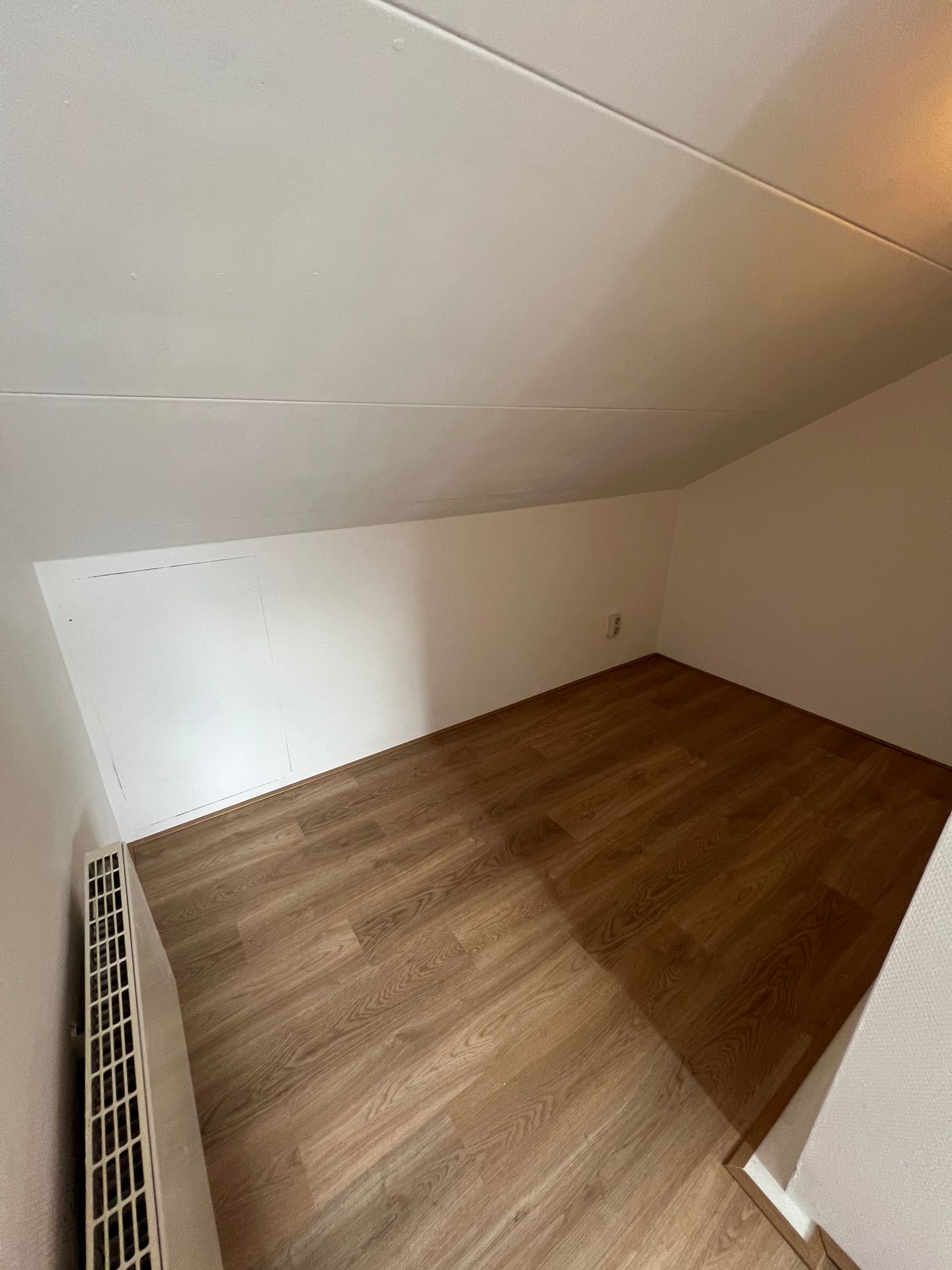 Photo 20 of Kortenaerstraat 2-D