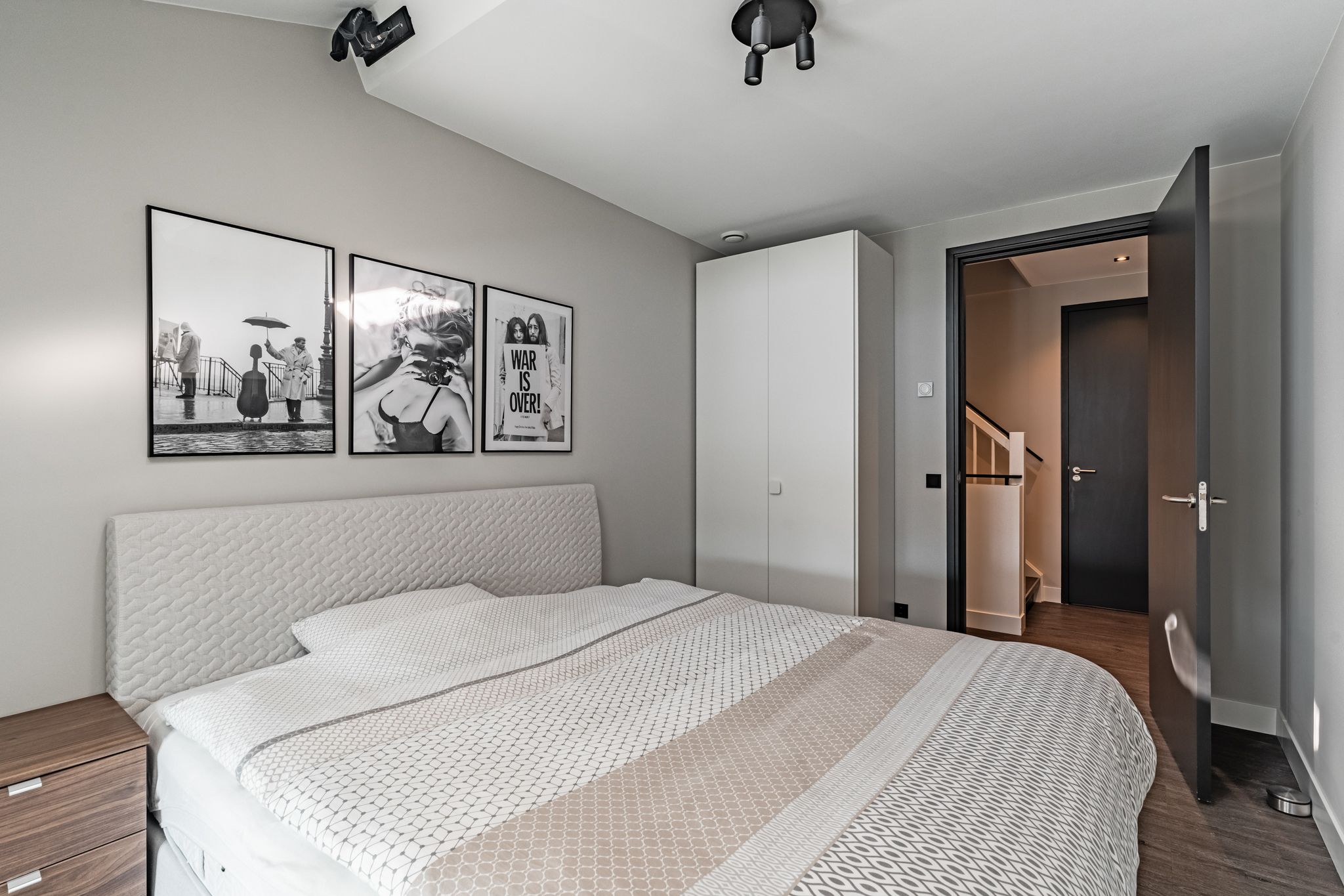 Photo 42 of Oorgat 21-C