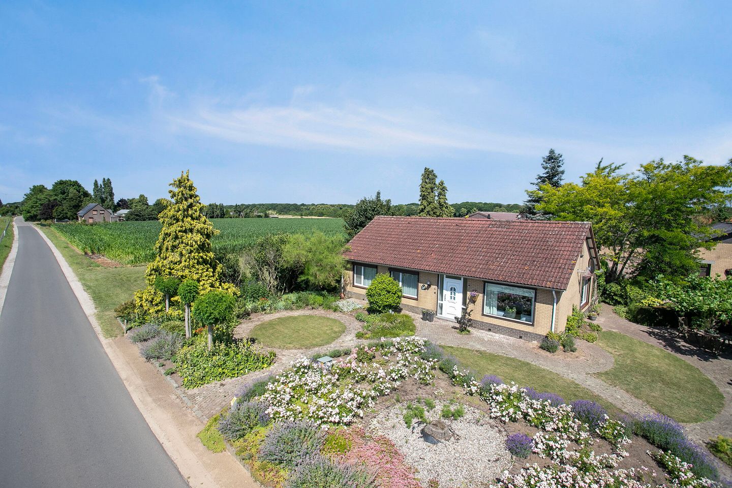 View photo 5 of Ebberstraat 4