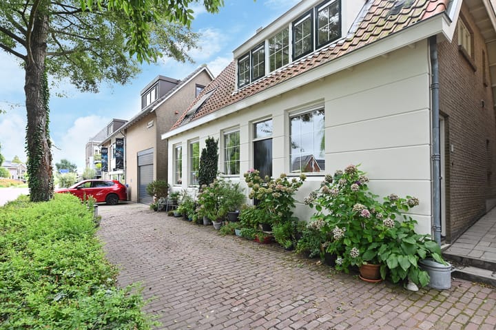 Foto 8 van Oost Buurtstraat 6