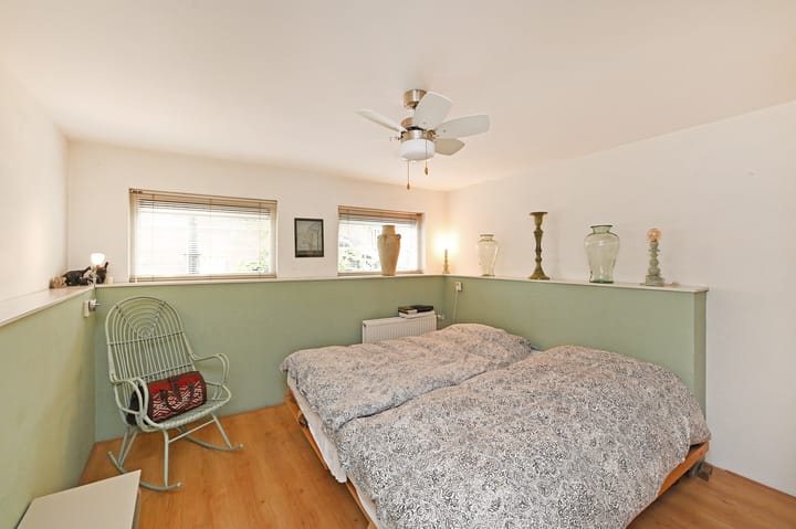 Foto 24 van Oost Buurtstraat 6