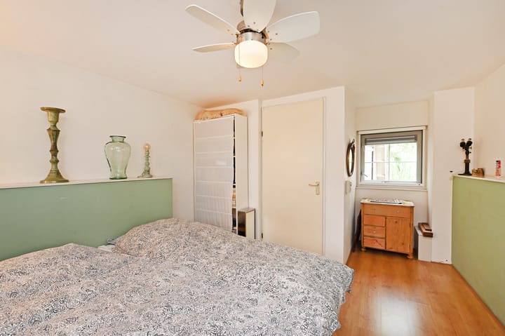 Foto 25 van Oost Buurtstraat 6