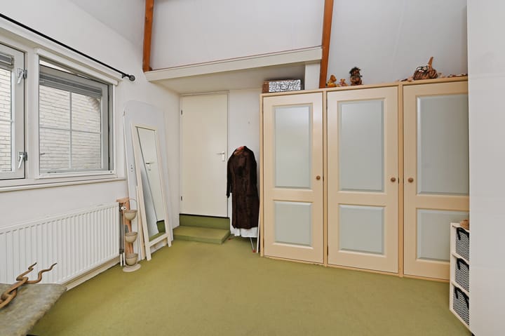 Foto 28 van Oost Buurtstraat 6