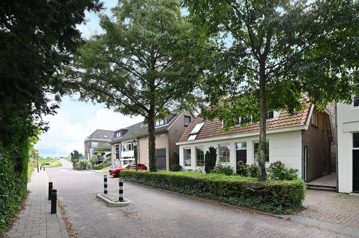 Foto 39 van Oost Buurtstraat 6