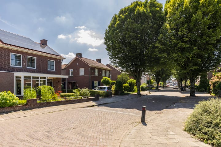 Foto 55 van Merefeltstraat 14