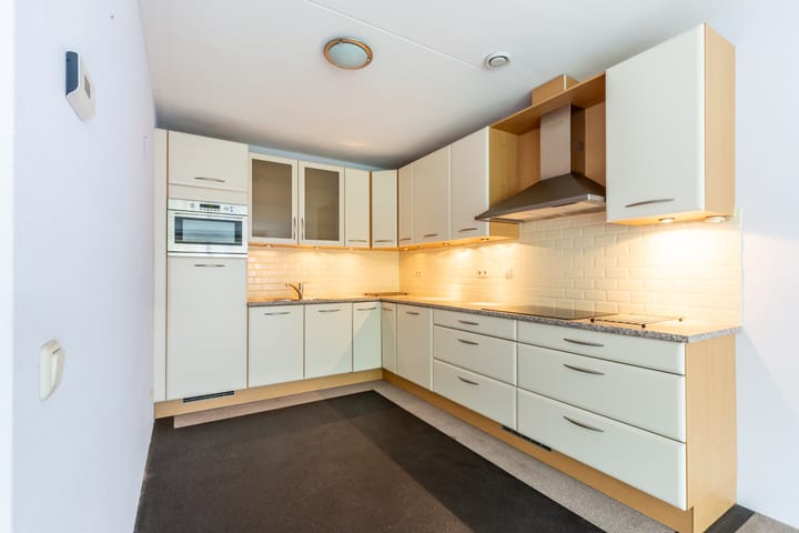 Foto 3 van Du Perronstraat 18