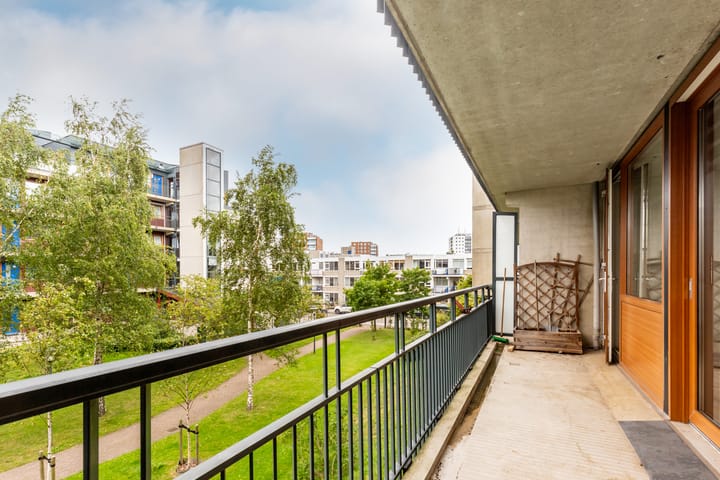 Foto 4 van Du Perronstraat 18