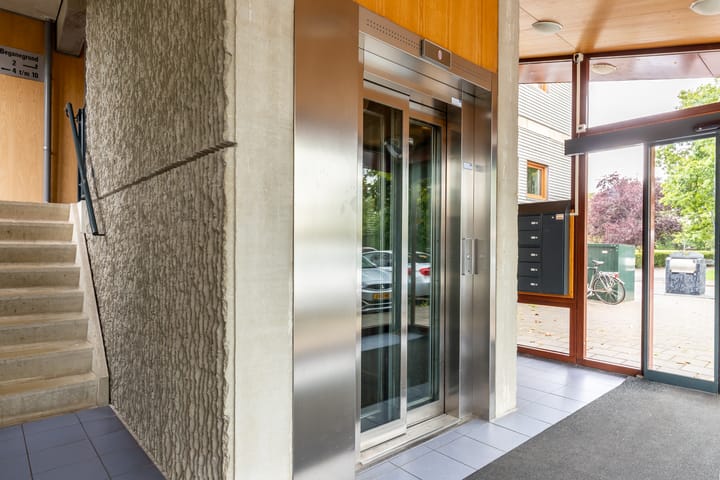 Foto 6 van Du Perronstraat 18