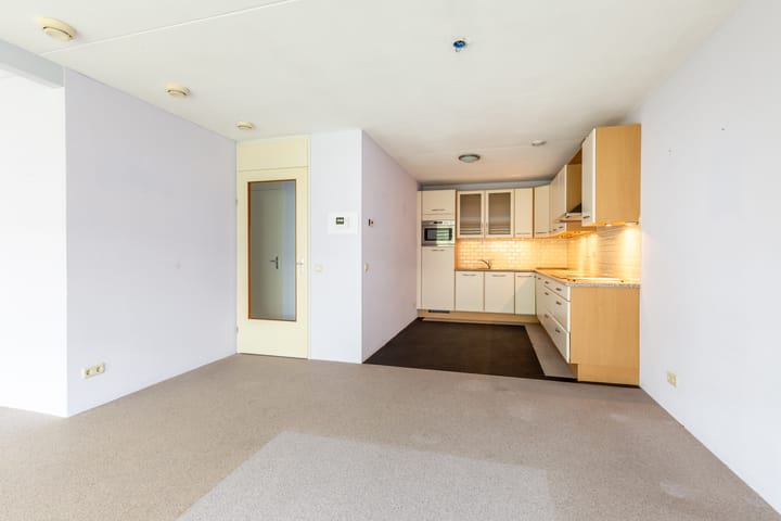 Foto 11 van Du Perronstraat 18