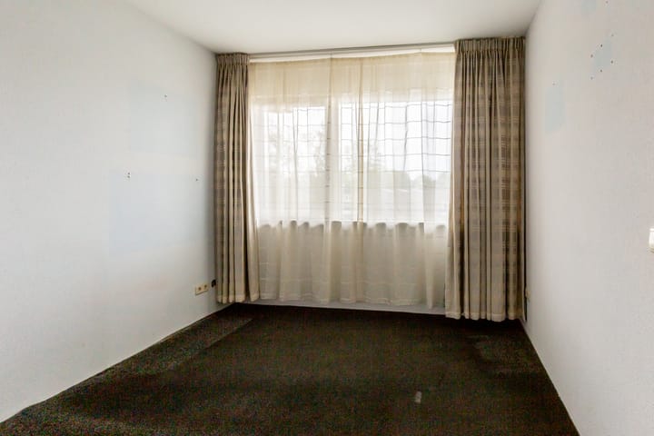 Foto 17 van Du Perronstraat 18