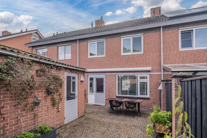 Foto 33 van Hoolstraat 67