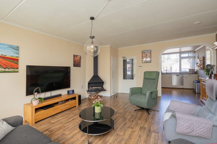 Photo 2 of Roland Holstheem 38