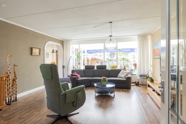 Photo 6 of Roland Holstheem 38