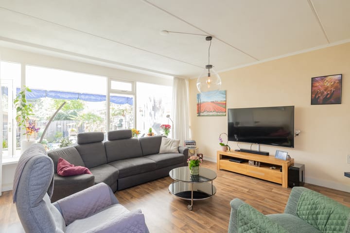 Photo 7 of Roland Holstheem 38