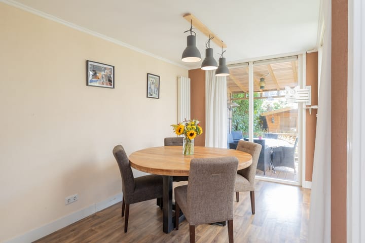 Photo 12 of Roland Holstheem 38