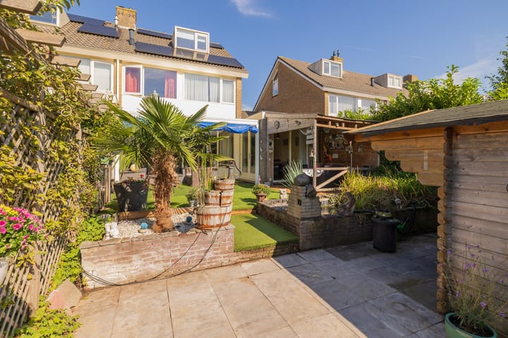 Photo 20 of Roland Holstheem 38