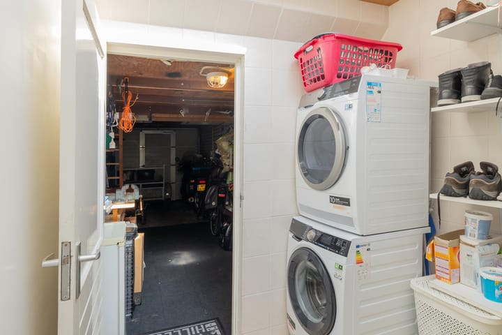 Photo 22 of Roland Holstheem 38