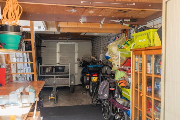 Photo 23 of Roland Holstheem 38