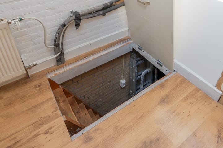 Photo 26 of Roland Holstheem 38