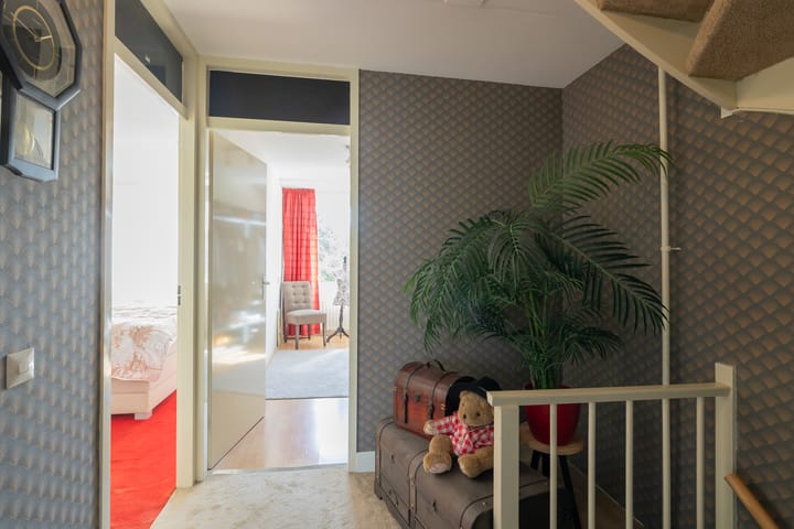 Photo 29 of Roland Holstheem 38