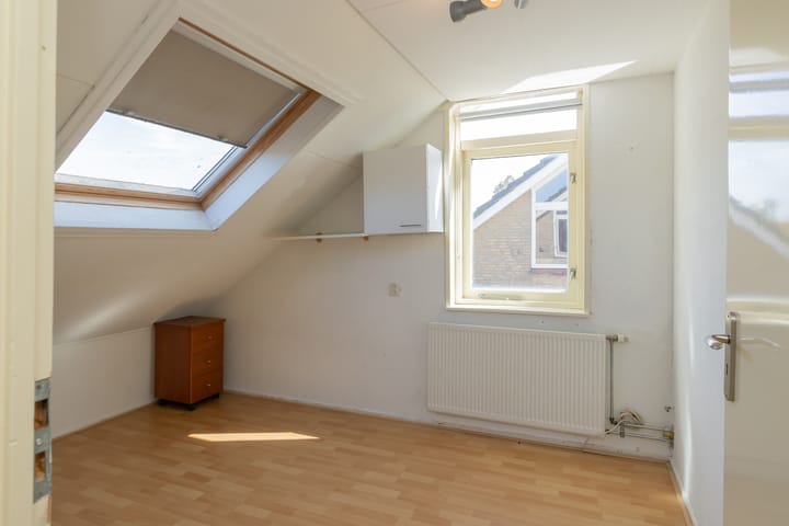 Photo 42 of Roland Holstheem 38