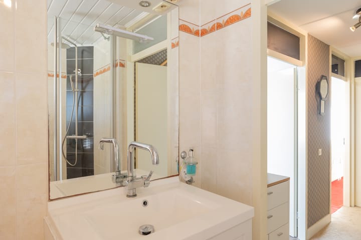 Photo 38 of Roland Holstheem 38