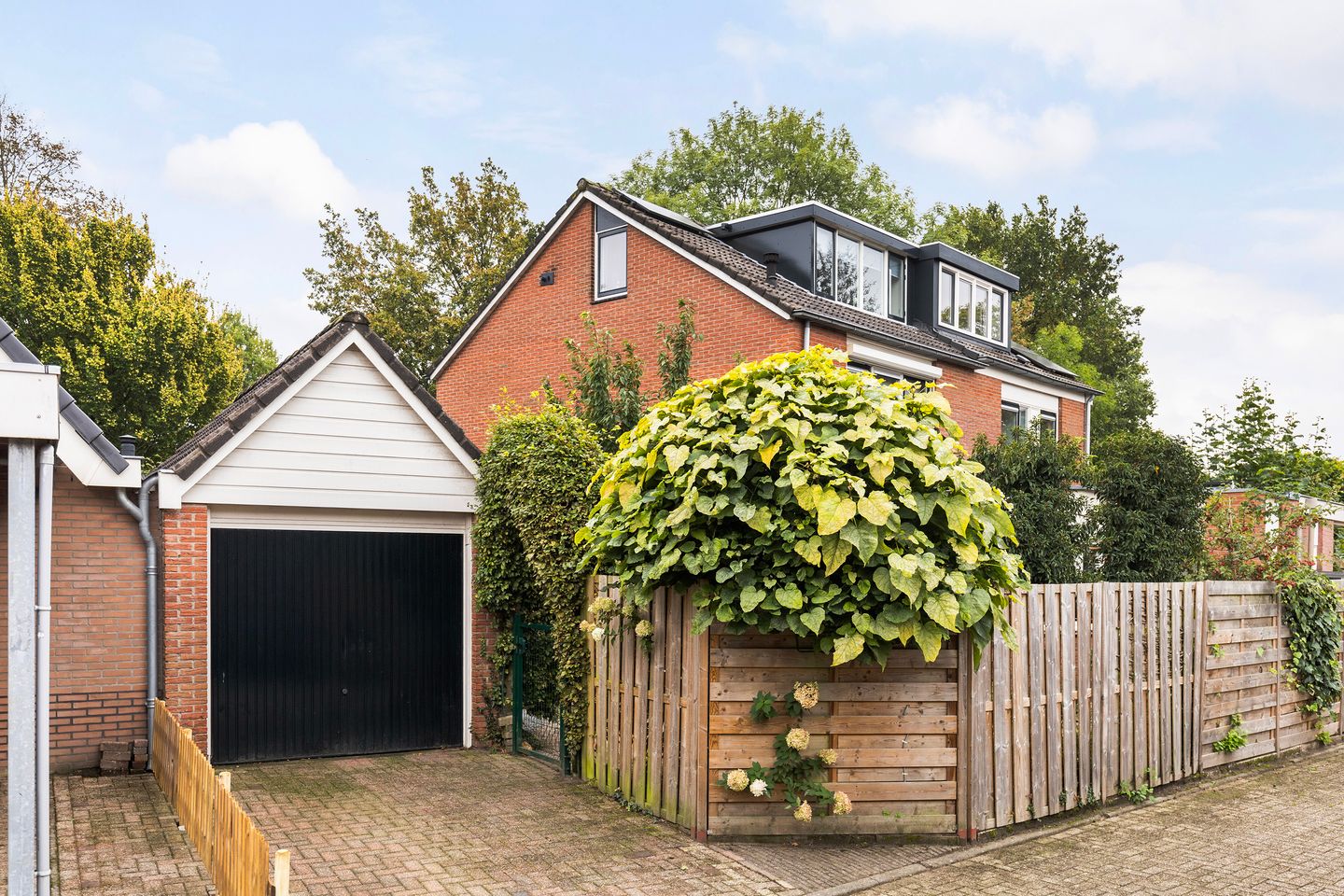 Foto 1 van Carrouselweg 47