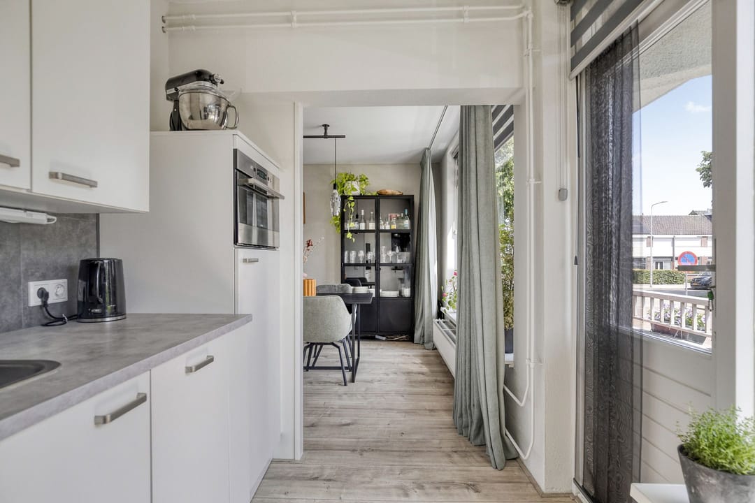 Foto 16 van Tesselschadestraat 2