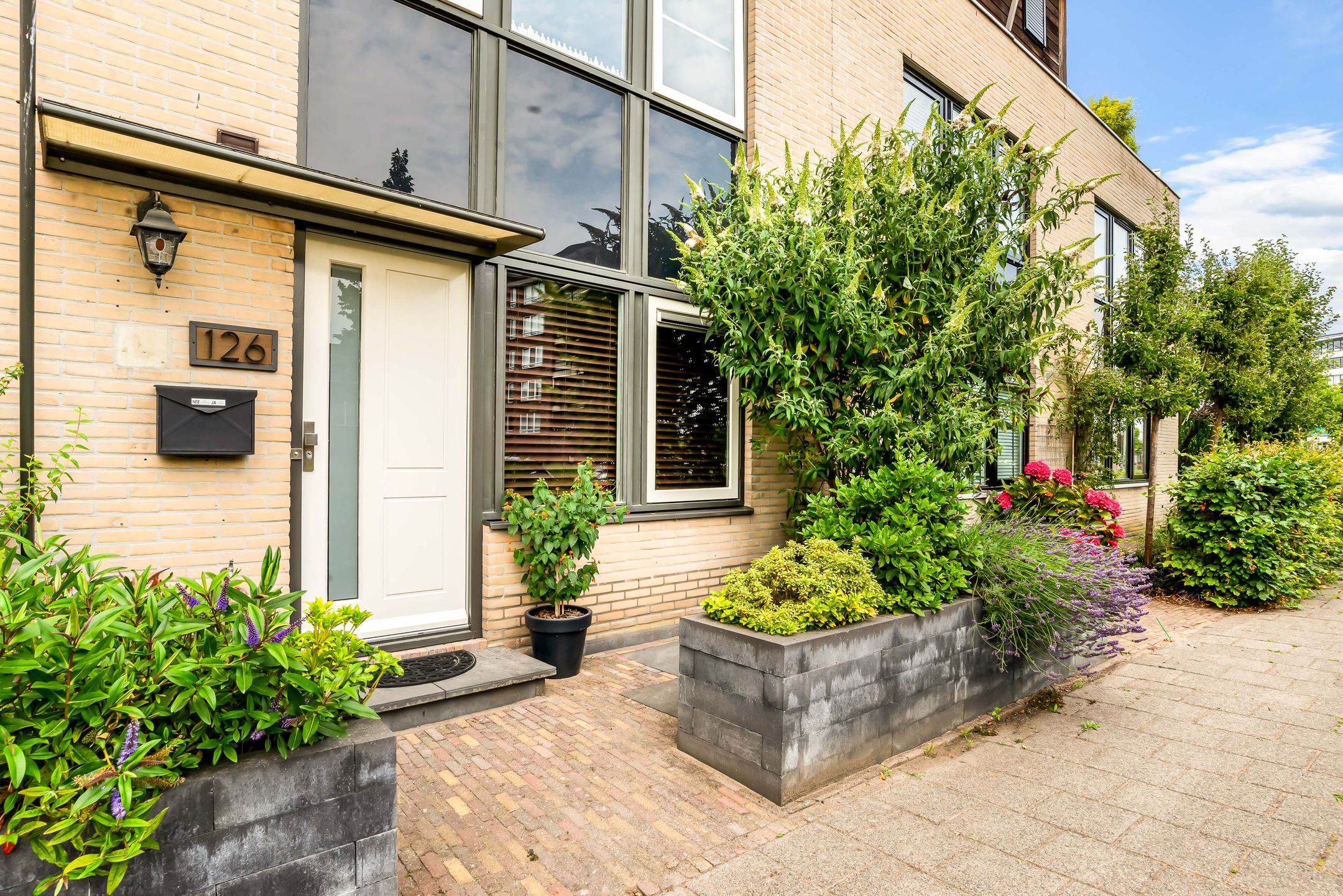 Foto 9 van Dammersboog 126