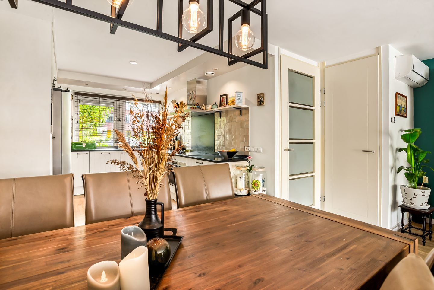 Foto 20 van Dammersboog 126