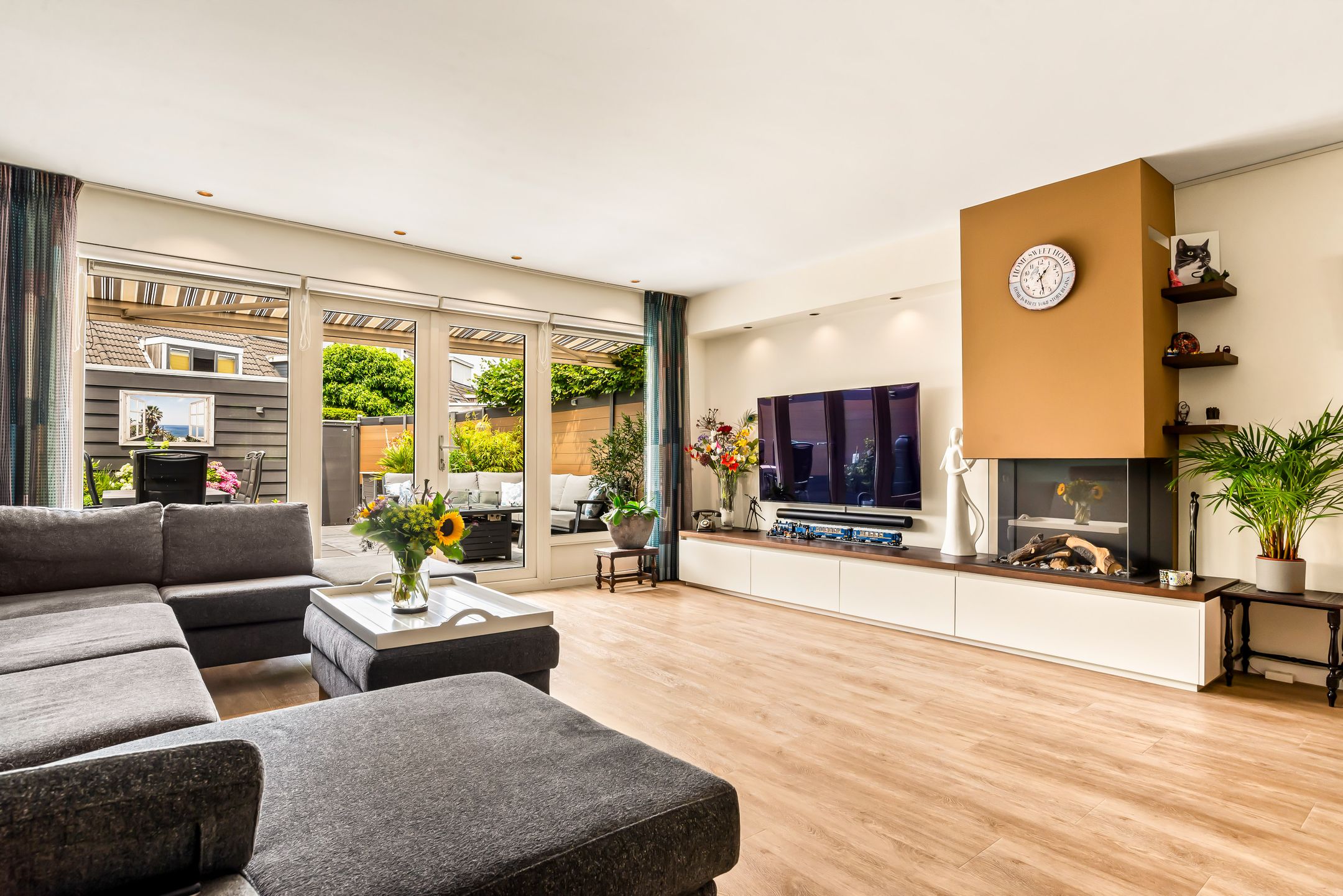 Foto 24 van Dammersboog 126