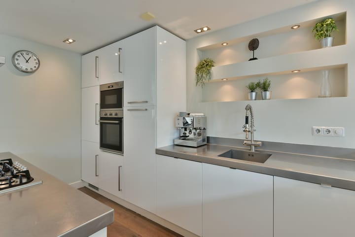 Photo 10 of Maartenplein 21