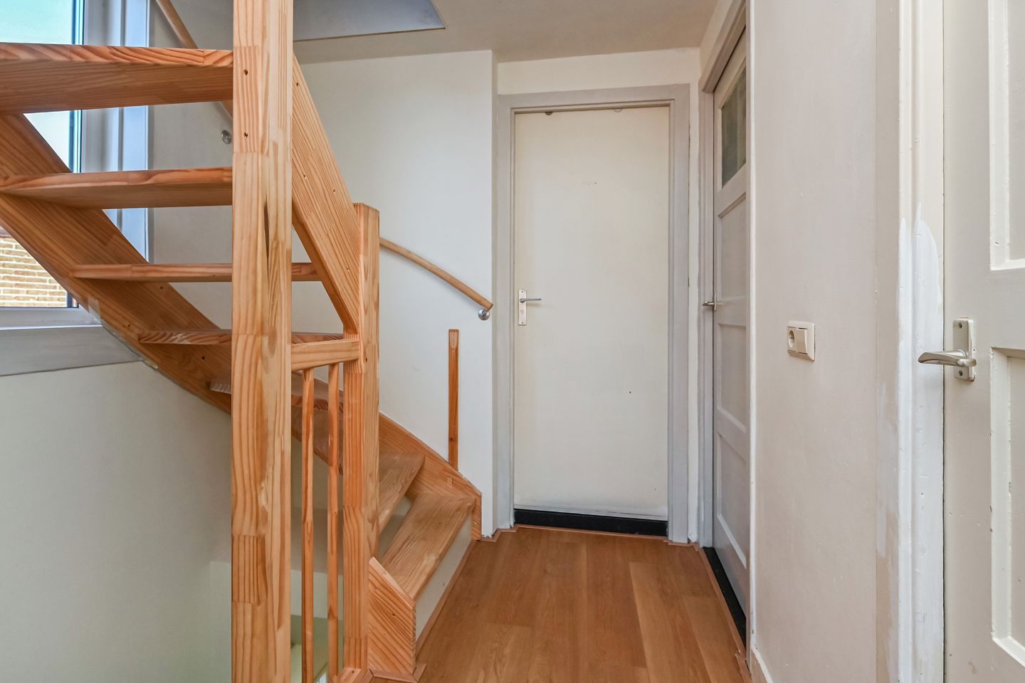 Photo 20 of Prins Hendrikstraat 18